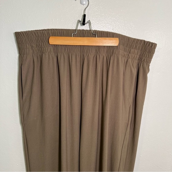 Jones & Co Jones New York Pull On Cropped Pant Wide Leg Green - Picture 2 of 9